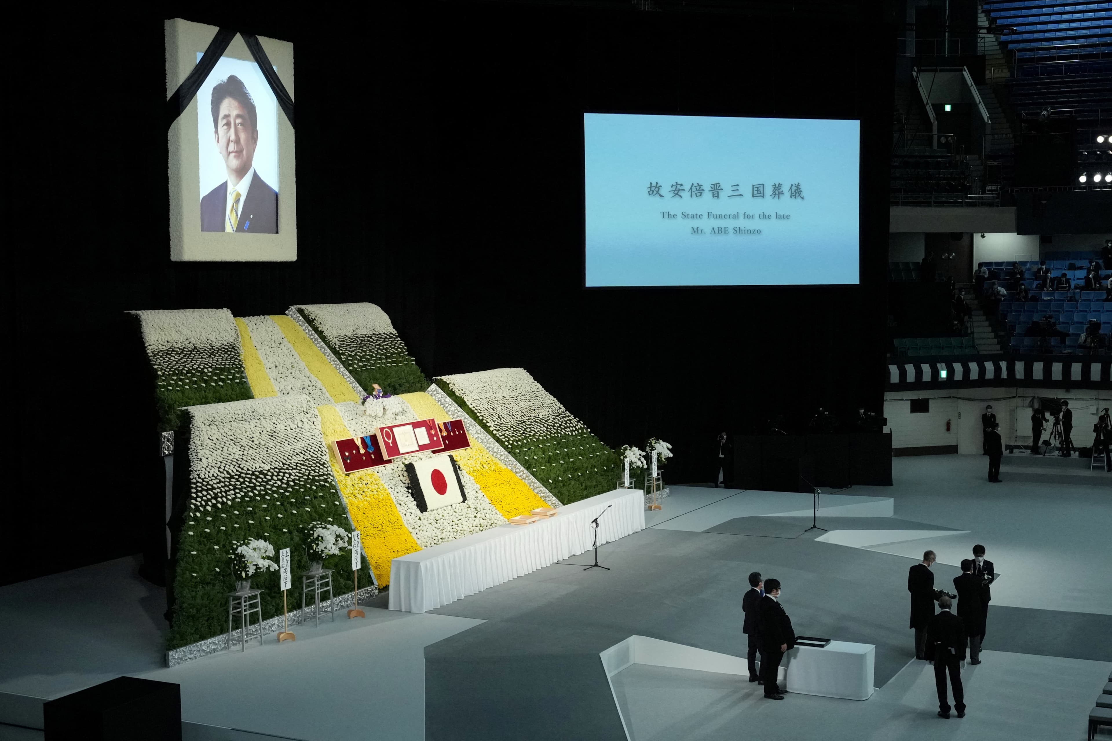 Shinzo Abe's State Funeral: Staff prepare before the start of the state funeral of assassinated former Prime Minister of Japan Shinzo Abe. (Reuters)