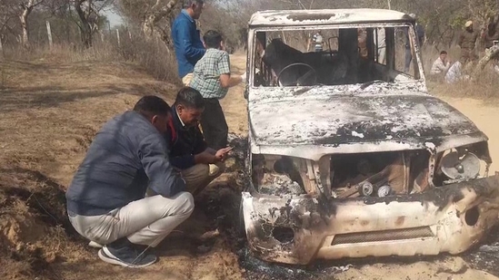 The charred bodies of two men, identified as Nasir, 25, and Junaid alias Juna, 35, were found in a Bolero car in Haryana’s Bhiwani.(ANI)