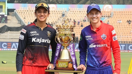 Smriti Mandhana (L) with Meg Lanning(WPL)