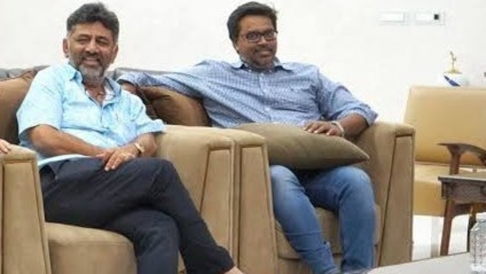 Sunil Kanugolu with DK Shivakumar