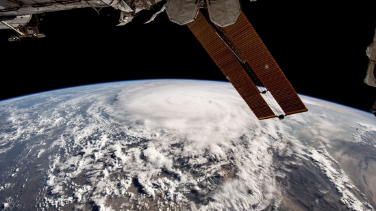 Cyclone Biparjoy is set to make landfall between Keti Bandar Port in Sindh's Thatta district and Kutch district in India on Thursday. (Twitter/Sultan AlNeyadi)