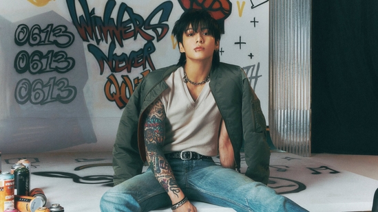 BTS Jungkook features in Golden concept photos. (Photo by Twitter/mygbebe)