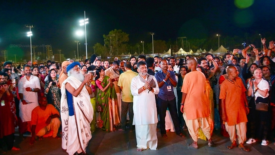 The visit followed a personal invitation from Sadhguru, which Shivakumar accepted after a meeting at his residence.(X/@DKShivakumar)